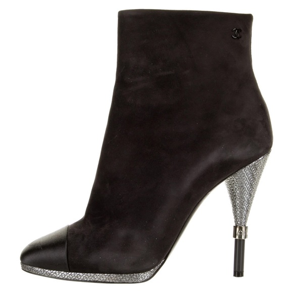 Chanel boots - Picture 2 of 5